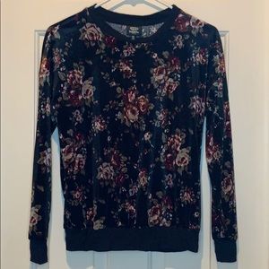 Women’s blouse